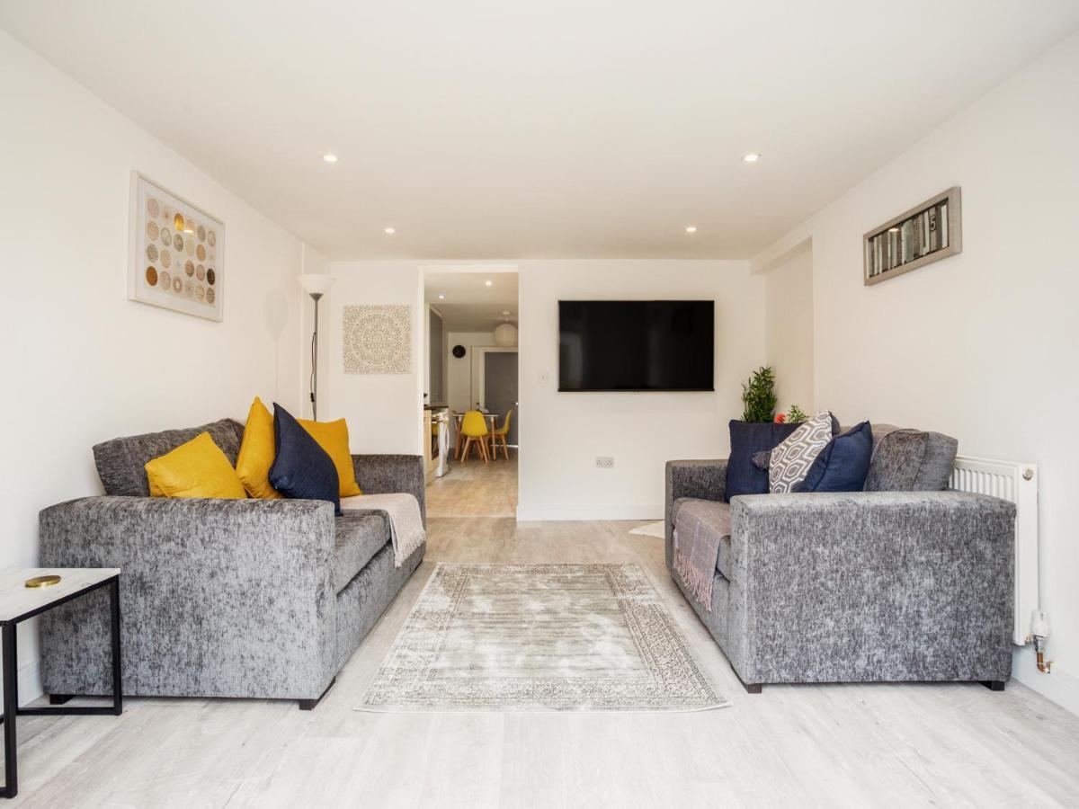 Outstanding 6 Sleeper - Great Location - Legoland Windsor Exterior foto