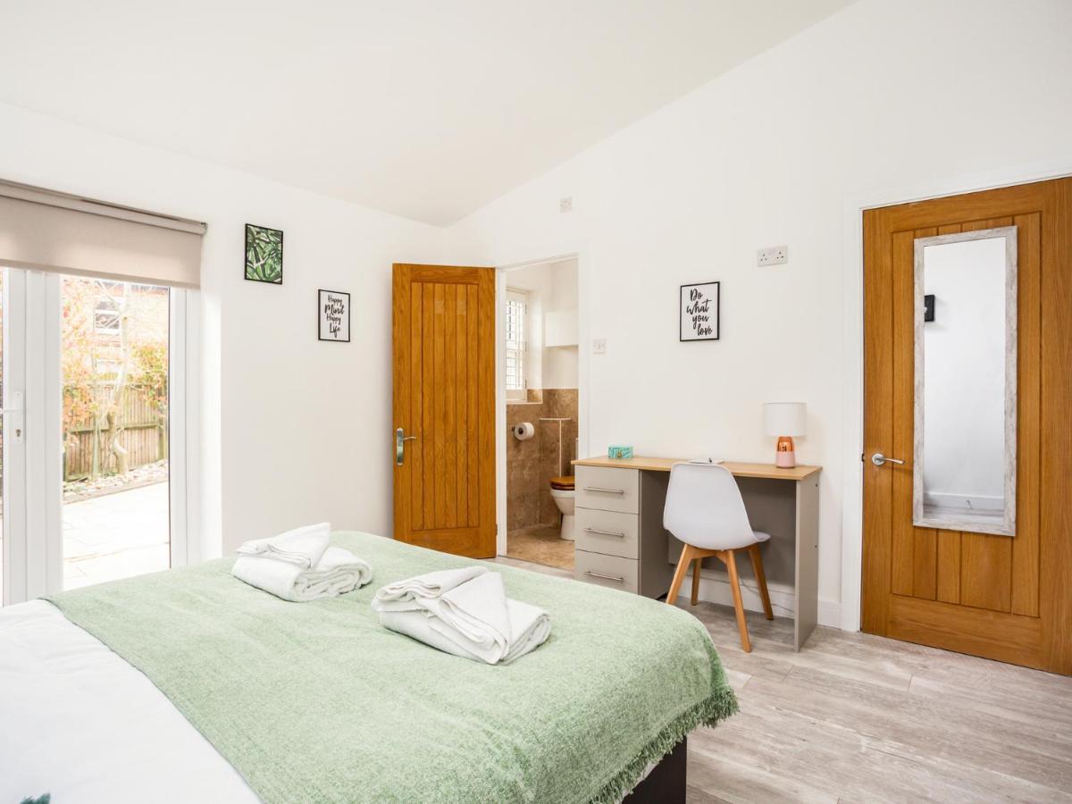Outstanding 6 Sleeper - Great Location - Legoland Windsor Exterior foto